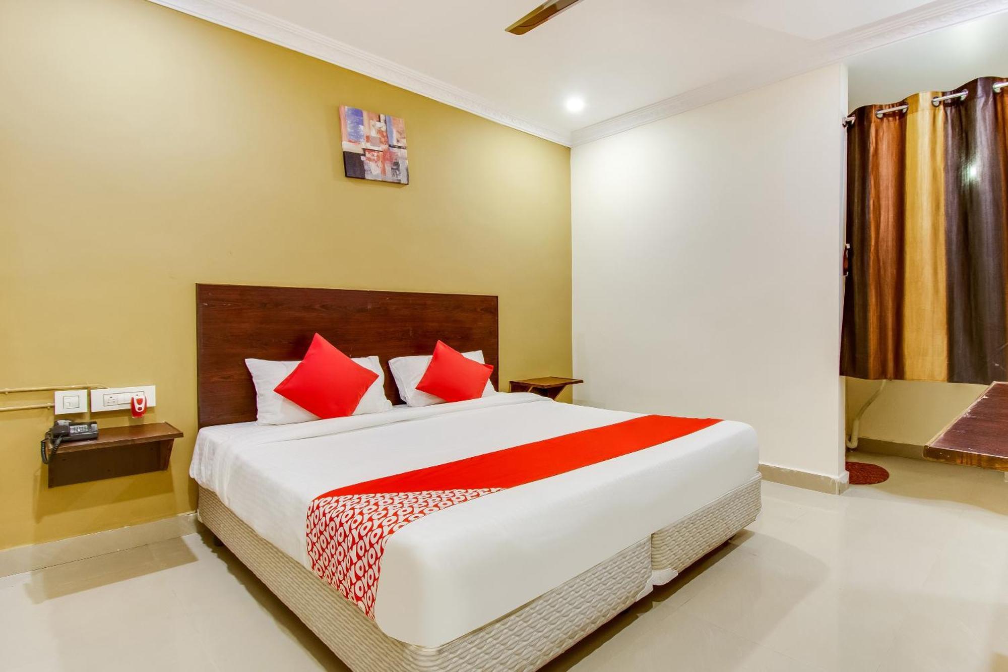 Oyo Akshaya Nest Hotel Vidzsajavádá Kültér fotó